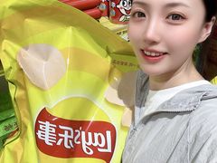 -咻啵翔翔零食基地(万达广场店)