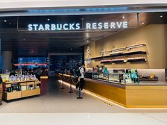 -星巴克臻选(上海合生汇1F店)