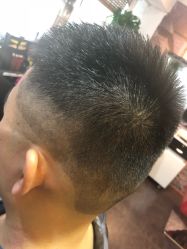 -乌贝卡专业假发