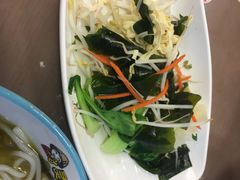 -灵芝妹子海鲜米线(香炉礁山姆店)