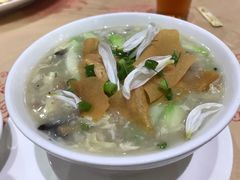 榄仁拆鱼羹-叶氏大快活酒楼·佛山老字号