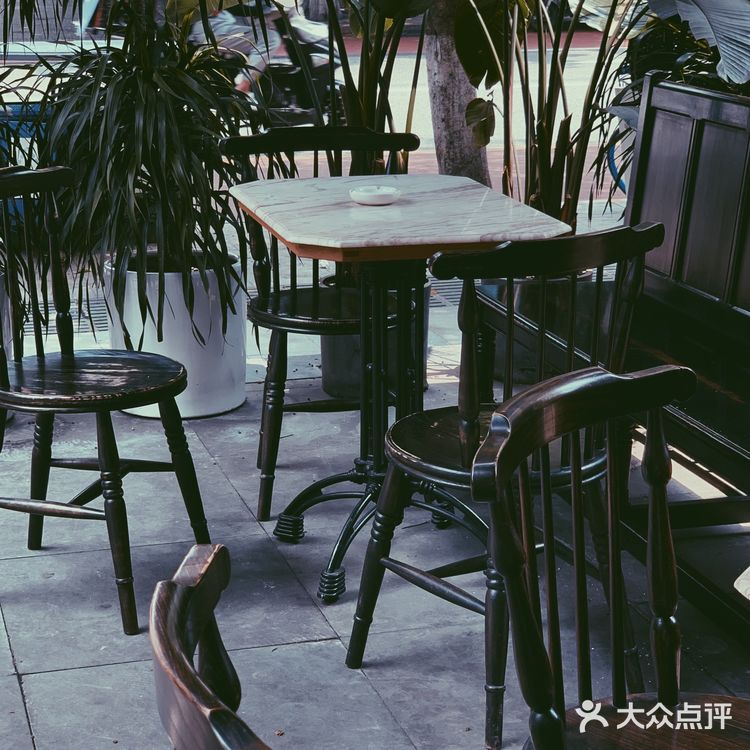 ✨成都咖啡探店｜打卡川A dirty天花板