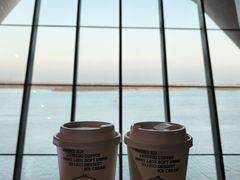 -抱抱地球咖啡馆(国家海洋博物馆店)