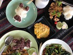 通心菜(蚝油)-Tikky Cafe