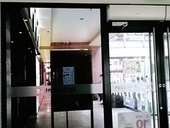 门面-麦当劳(百联西郊购物中心店)