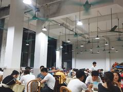 大堂-标记美食新鲜猪杂(兴南大道店)