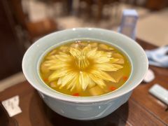 八功德水松茸汤-福慧慈缘素食餐厅(王府井店)
