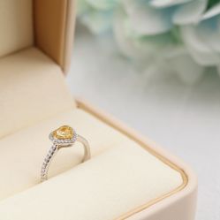 -威德钻石-克拉钻大本营(南京东路店)