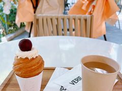 -VERIE BAKEHOUSE