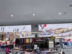 -冰纷万象滑冰场(沈阳万象城店)