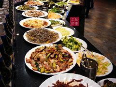 自助餐台-好伦哥比萨烤肉自助(八里桥店)