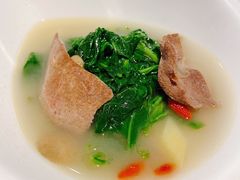 上汤猪肝灼枸杞苗-Yan Ting 宴庭中餐厅(上海静安瑞吉酒店)