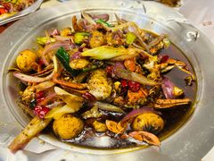 -休记光头香辣蟹干锅店(衣冠庙店)