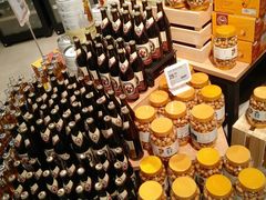 -盒马鲜生(莱蒙都会店)