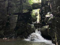 -藏龙百瀑风景区