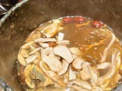 -芸山季·云南山珍菌火锅(人民广场来福士店)