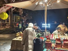 -吴山路夜市