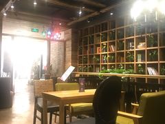 -雨舍咖啡(汉神购物广场咖啡街区店)