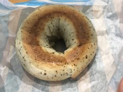 红茶全麦贝果-沁屋面包店(人民东路店)