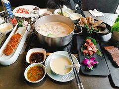 -捞王锅物料理(上海世茂广场店)