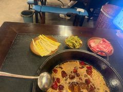 -渝井巷重庆老火锅(沈阳吉祥店)