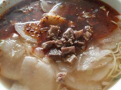 -牛一嘴·兰州牛肉面·大盘鸡(财富中心店)