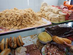 -Bánh Mì Huynh Hoa