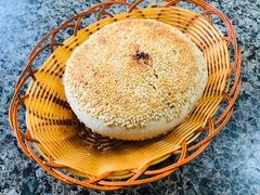 烧饼-清真喜兰老丁羊汤特色小吃