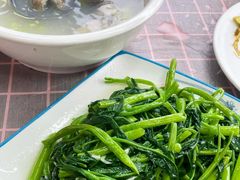 -鑫悦楼煎蟹·16年海鲜大排档