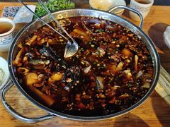 黑竹香鸡锅中竹笋-黑竹香鸡(营和巷店)