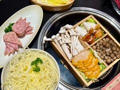 -廖掌柜·重庆鲜货火锅(上海首店)