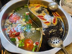 -重庆风光老灶火锅城(同德广场店)