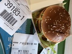-麦当劳(虹梅路地铁站店)