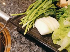 -一席地·本地鸡窝·杭帮鸡火锅(萧山银隆百货店)