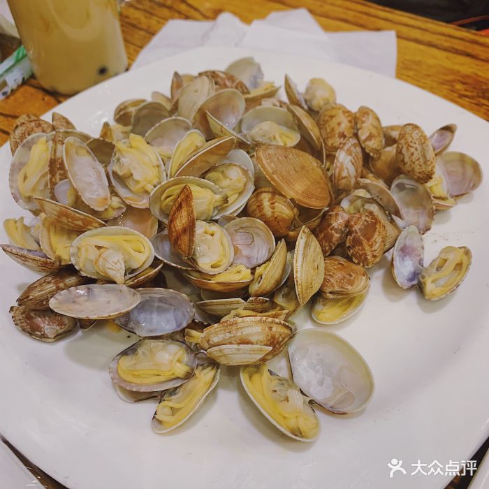 眼镜烧烤二店(老四方路小烤肉)烤蛤蜊图片