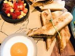 -HIGH FIVE哈福手工汉堡(桂林路店)