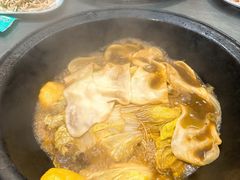 -屯老二农家铁锅炖·行业领军者(梅江店)