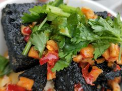 -黑色经典臭豆腐·湖南特产(步行街店)