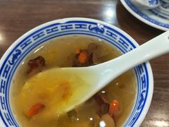 -蟹上黄·蟹黄面·江南糖水(人民广场店)
