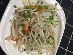 芦苇根炒肉丝-梦缘水乡·湖景餐厅