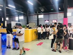 -嘿哟动霸CHUA·新潮玩运动娱乐中心·蹦床滑冰团建乐园