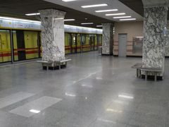 -烈士陵园(地铁站)