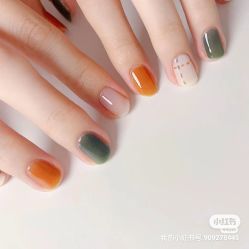 -安吉拉·纤纤玉指美甲美睫创意中心