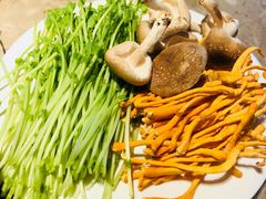 -V-ONE西雅图海鲜自助餐厅(仓山万达广场店)