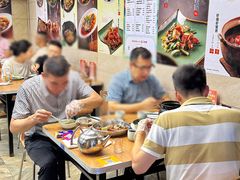 -荣基四海一家·家常菜·海鲜大排档(新安店)