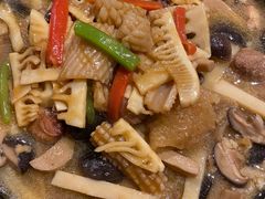 -有红鸡毛店·川菜(建设路店)