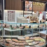 有钱人吃的月饼已经next level…！！