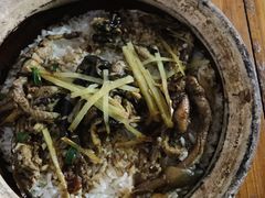 黄鳝煲仔饭-文记煲仔饭