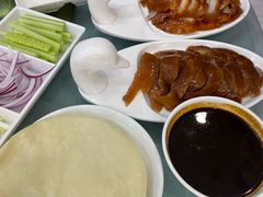 -大鸭梨烤鸭店(金顶街店)