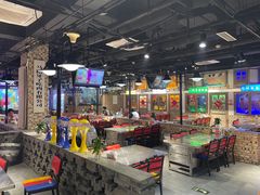-马路牙子烧烤音乐酒馆(望京店)